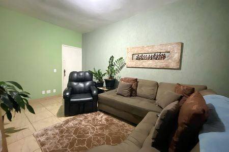 Apartamento para alugar com 110m², 3 quartos e 1 vaga Apartamento para alugar com 110m², 3 quartos e 1 vagaSala