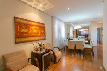 Apartamento à venda com 167m², 3 quartos e 2 vagas