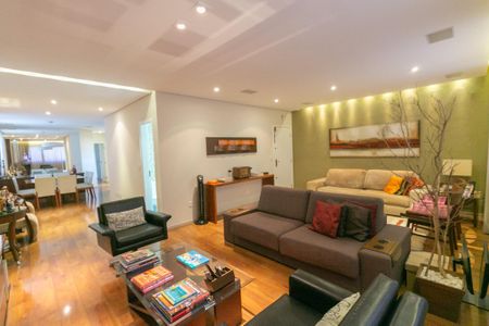 Apartamento à venda com 167m², 3 quartos e 2 vagas