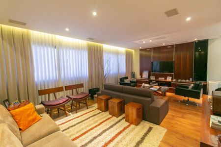 Apartamento à venda com 3 quartos, 167m² em Liberdade, Belo Horizonte