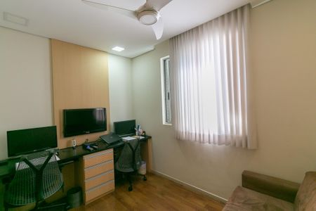 Apartamento à venda com 3 quartos, 167m² em Liberdade, Belo Horizonte
