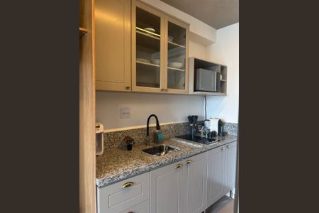 Apartamento para alugar com 1 quarto, 24m² em Santo Amaro, São Paulo