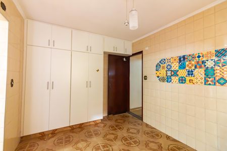 Casa para alugar com 350m², 3 quartos e 2 vagasCozinha 