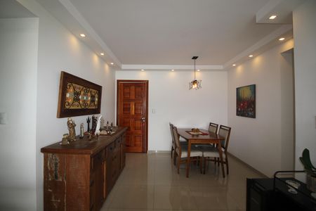 Apartamento à venda com 89m², 3 quartos e 1 vagaSala