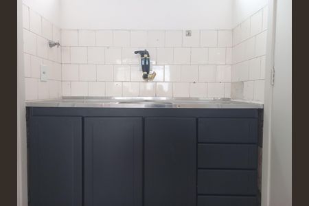 Studio à venda com 29m², 1 quarto e sem vaga Studio à venda com 29m², 1 quarto e sem vagaCozinha - Armários
