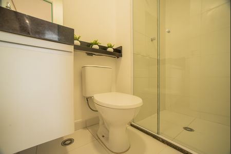 Apartamento à venda com 29m², 1 quarto e sem vaga Apartamento à venda com 29m², 1 quarto e sem vagaBanheiro da Suíte