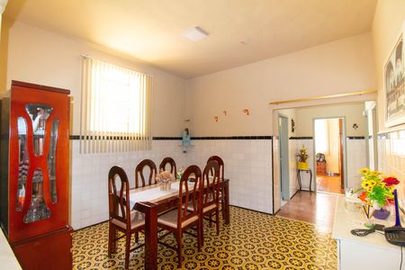 Casa à venda com 115m², 3 quartos e 1 vaga Casa à venda com 115m², 3 quartos e 1 vagaCopa