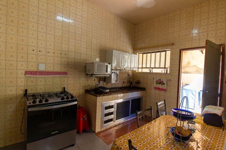 Casa à venda com 115m², 3 quartos e 1 vaga Casa à venda com 115m², 3 quartos e 1 vagaCozinha