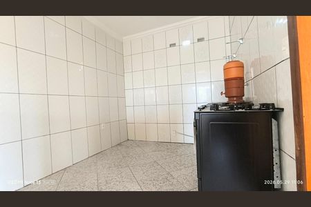 Cozinha de casa para alugar com 2 quartos, 80m² em Pompéia, Belo Horizonte
