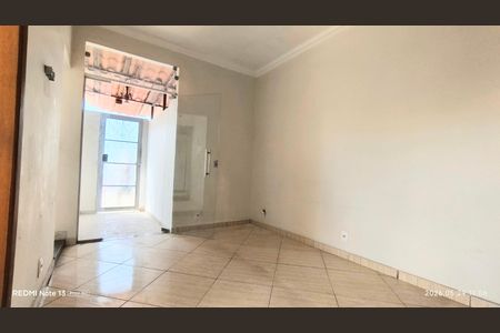 Sala de casa para alugar com 2 quartos, 80m² em Pompéia, Belo Horizonte