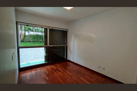 Apartamento para alugar com 3 quartos, 160m² em Alto de Pinheiros, São Paulo