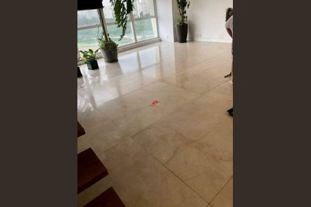 Apartamento para alugar com 3 quartos, 270m² em Vila Cruzeiro, São Paulo