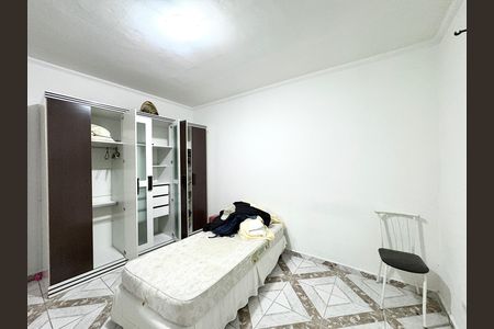 Casa à venda com 355m², 3 quartos e 4 vagas Casa à venda com 355m², 3 quartos e 4 vagasQuarto da Edícula