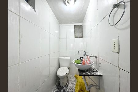 Casa à venda com 355m², 3 quartos e 4 vagas Casa à venda com 355m², 3 quartos e 4 vagasLavado da Garagem