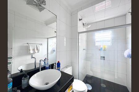 Casa à venda com 355m², 3 quartos e 4 vagas Casa à venda com 355m², 3 quartos e 4 vagasBanheiro
