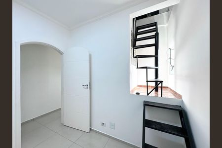 Casa à venda com 355m², 3 quartos e 4 vagas Casa à venda com 355m², 3 quartos e 4 vagasEscritório