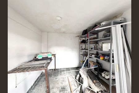 Casa à venda com 355m², 3 quartos e 4 vagas Casa à venda com 355m², 3 quartos e 4 vagasQuarto de Serviço