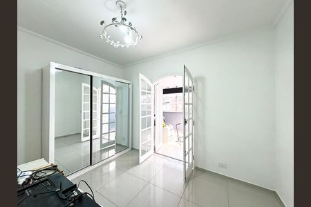 Casa à venda com 355m², 3 quartos e 4 vagas Casa à venda com 355m², 3 quartos e 4 vagasQuarto