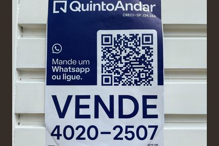 Casa à venda com 355m², 3 quartos e 4 vagas Casa à venda com 355m², 3 quartos e 4 vagasPlaca