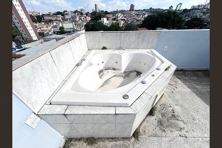 Casa à venda com 355m², 3 quartos e 4 vagas Casa à venda com 355m², 3 quartos e 4 vagasJacuzzi