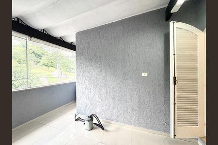 Casa à venda com 355m², 3 quartos e 4 vagas Casa à venda com 355m², 3 quartos e 4 vagasVaranda da Suíte