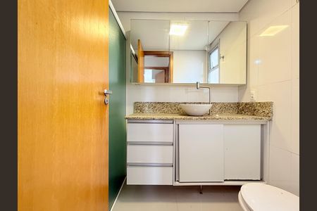 Apartamento à venda com 78m², 2 quartos e 2 vagas Apartamento à venda com 78m², 2 quartos e 2 vagasBanheiro