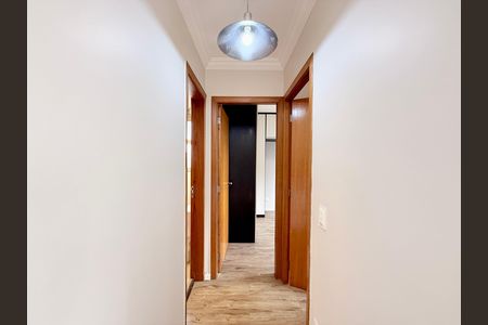 Apartamento à venda com 78m², 2 quartos e 2 vagas Apartamento à venda com 78m², 2 quartos e 2 vagasCorredor Quartos