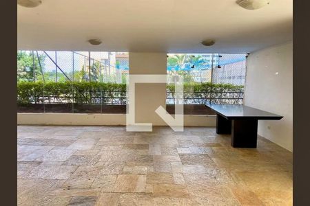 Apartamento à venda com 78m², 2 quartos e 2 vagas Apartamento à venda com 78m², 2 quartos e 2 vagasSalão de Festas
