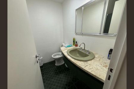 Apartamento para alugar com 110m², 3 quartos e 2 vagasBanheiro 