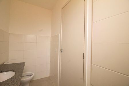 Apartamento para alugar com 47m², 2 quartos e 1 vaga Apartamento para alugar com 47m², 2 quartos e 1 vagaBanheiro da Suite