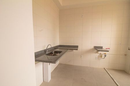 Apartamento para alugar com 47m², 2 quartos e 1 vaga Apartamento para alugar com 47m², 2 quartos e 1 vagaCozinha e Área de Serviço