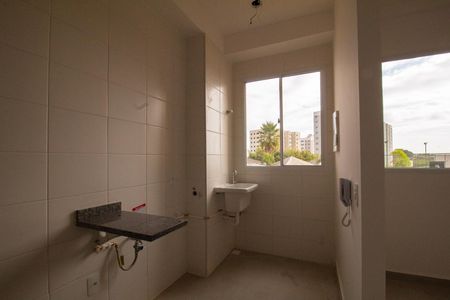 Apartamento para alugar com 47m², 2 quartos e 1 vaga Apartamento para alugar com 47m², 2 quartos e 1 vagaCozinha e Área de Serviço
