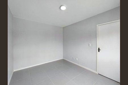 Quarto 1 de apartamento para alugar com 2 quartos, 95m² em Passo d’Areia, Porto Alegre