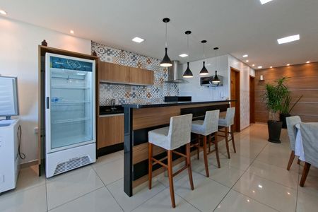 Apartamento para alugar com 116m², 3 quartos e 2 vagas Apartamento para alugar com 116m², 3 quartos e 2 vagasÁrea comum - Salão de festas