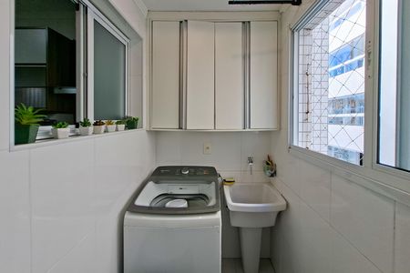 Apartamento para alugar com 116m², 3 quartos e 2 vagas Apartamento para alugar com 116m², 3 quartos e 2 vagasÁrea de Serviço