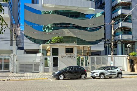 Apartamento para alugar com 116m², 3 quartos e 2 vagas Apartamento para alugar com 116m², 3 quartos e 2 vagasFachada