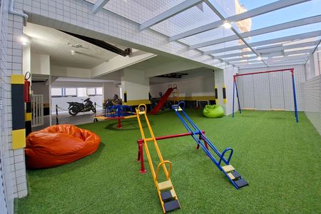 Apartamento para alugar com 116m², 3 quartos e 2 vagas Apartamento para alugar com 116m², 3 quartos e 2 vagasÁrea comum - Playground