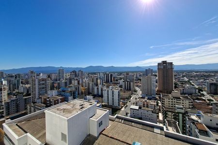 Apartamento para alugar com 116m², 3 quartos e 2 vagas Apartamento para alugar com 116m², 3 quartos e 2 vagasVista