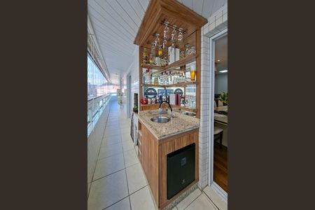Apartamento para alugar com 116m², 3 quartos e 2 vagas Apartamento para alugar com 116m², 3 quartos e 2 vagasSacada
