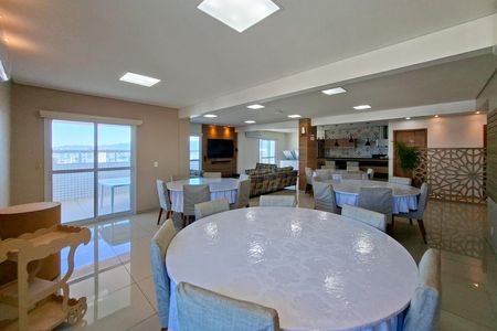 Apartamento para alugar com 116m², 3 quartos e 2 vagas Apartamento para alugar com 116m², 3 quartos e 2 vagasÁrea comum - Salão de festas