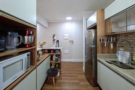 Apartamento para alugar com 116m², 3 quartos e 2 vagas Apartamento para alugar com 116m², 3 quartos e 2 vagasCozinha