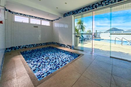 Apartamento para alugar com 116m², 3 quartos e 2 vagas Apartamento para alugar com 116m², 3 quartos e 2 vagasÁrea comum - Piscina
