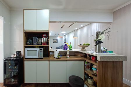 Apartamento para alugar com 116m², 3 quartos e 2 vagas Apartamento para alugar com 116m², 3 quartos e 2 vagasCozinha