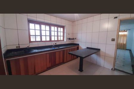 Casa para alugar com 90m², 2 quartos e 2 vagas