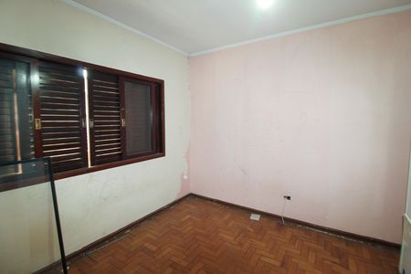 Quarto 1 de casa para alugar com 2 quartos, 90m² em Jardim Ivana, São Paulo