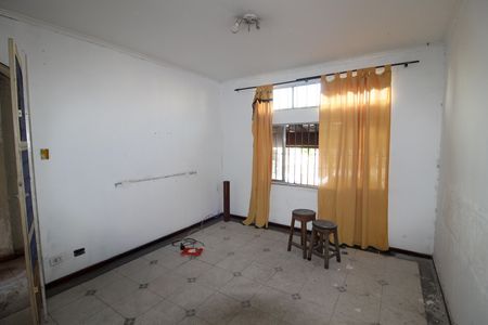 Sala de casa para alugar com 2 quartos, 90m² em Jardim Ivana, São Paulo