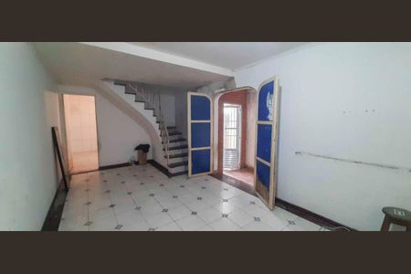 Casa para alugar com 90m², 2 quartos e 2 vagas