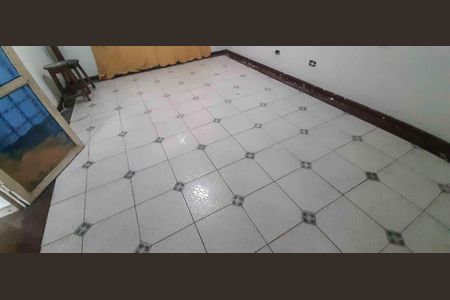 Casa para alugar com 90m², 2 quartos e 2 vagas