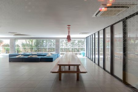 Studio para alugar com 35m², 1 quarto e 1 vaga Studio para alugar com 35m², 1 quarto e 1 vagaÁrea comum - Salão de festas