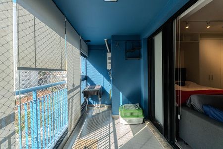 Studio para alugar com 35m², 1 quarto e 1 vaga Studio para alugar com 35m², 1 quarto e 1 vagaSacada
